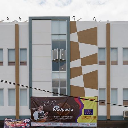 Reddoorz Syariah Plus @ Bsd City South Tangerang Exterior photo